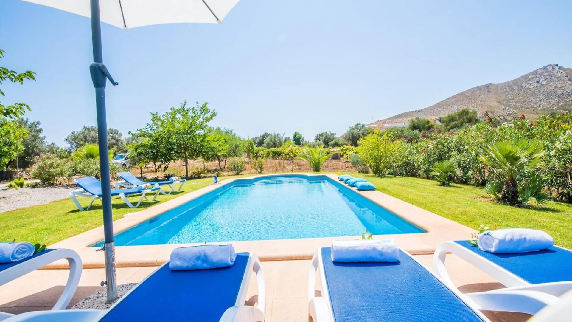 Country House In Capdepera