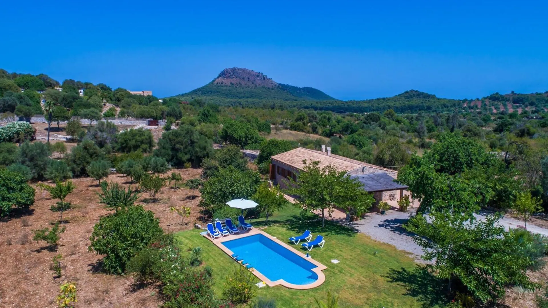 Country House In Capdepera